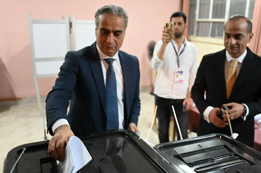 بلجنته الانتخابية بمدينة نصر رئيس جهاز حماية المستهلك يُدلي بصوته في انتخابات مجلس الشيوخ 2025