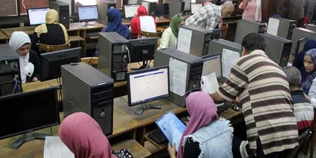تنسيق المرحلة الثانية 2025.. بيان عاجل من التعليم العالي بشأن تسجيل الرغبات وقائمة الكليات والمعاهد المعتمدة