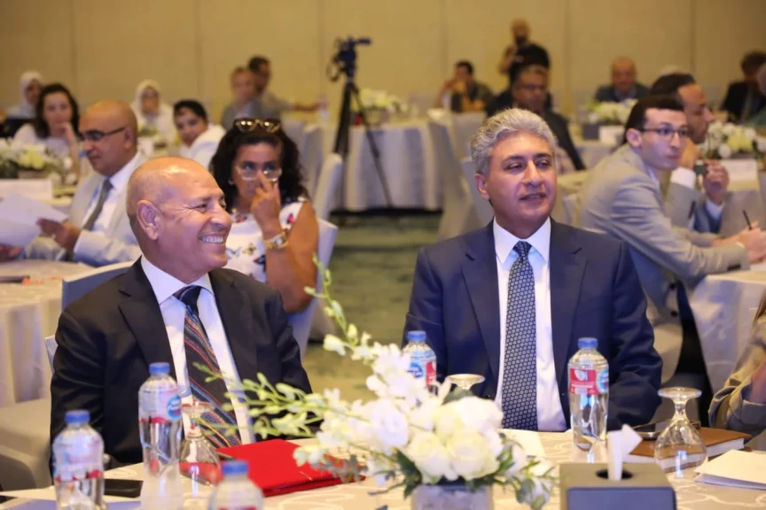 محافظ القاهرة ووزير السياحة والآثار يشهدان الجلسة الختامية للحلقة النقاشية عن مشروع منتدى التراث للجامعات