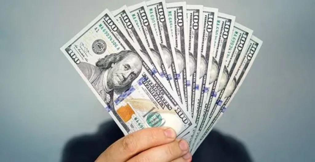 سعر الدولار اليوم الأربعاء 6-8-2025 أمام الجنيه المصرى