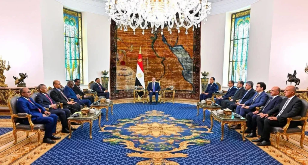 الرئيس السيسى يستقبل رئيس مجلس الوزراء الإنتقالى بجمهورية السودان
