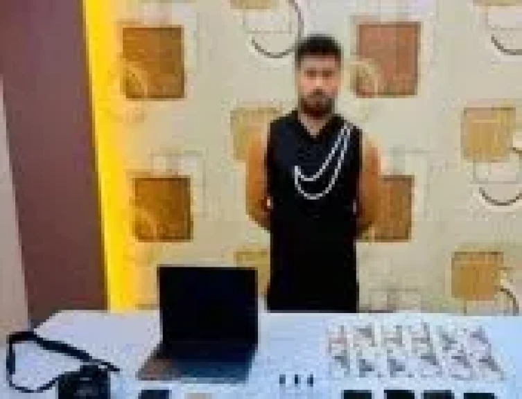 لحيازته المخدرات.. الطب الشرعى يأخذ عينات من البلوجر ”أوتاكا”
