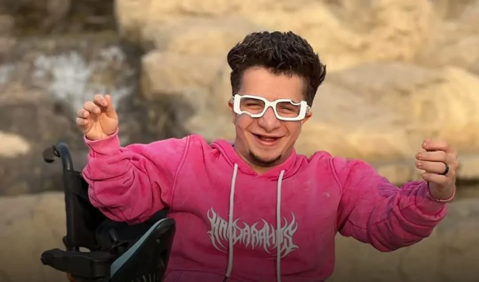 على رأسهم عمر فرج وأم جاسر ولوشا.. بلاغ للنائب العام ضد 10 من مشاهير تيك توك