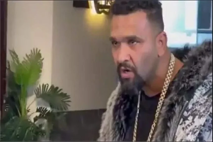 التحقيق مع البلوجر لوشا بعد ضبطه بسبب نشر محتوى خادش للحياء