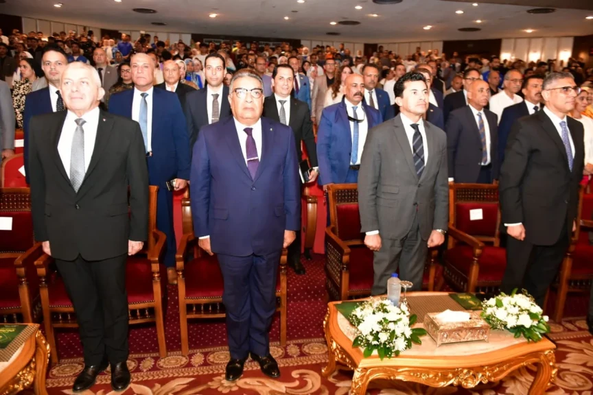 ” برعاية وحضور وزير الشباب والرياضة”   - محافظ الدقهلية يشهد حفل ختام مهرجان ”إبداع” الموسم الخامس 2025 ويشارك في تكريم الفائزين