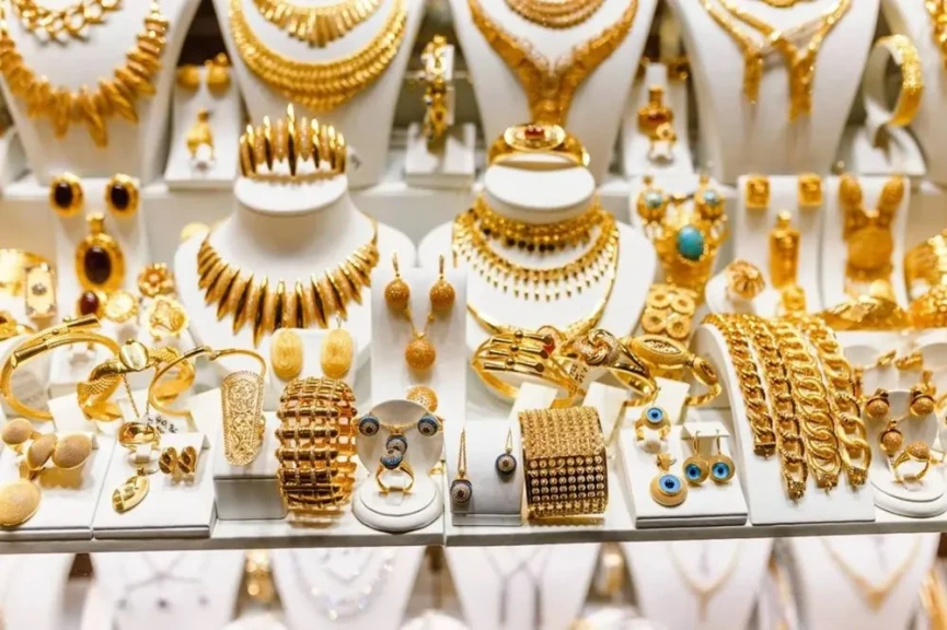 أسعار الذهب اليوم الثلاثاء 12 أغسطس 2025.