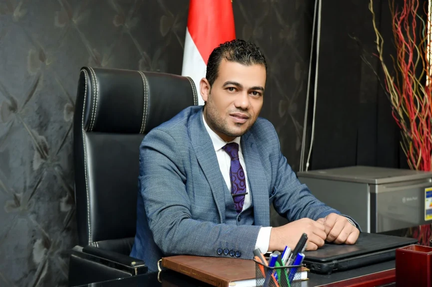 عدد كبير من أهالي ضحايا الطريق الإقليمي يحررون توكيل للمحامى” احمد حمد” الذي توعد بمحاسبة المسؤلين عن هذا الحادث المروع .
