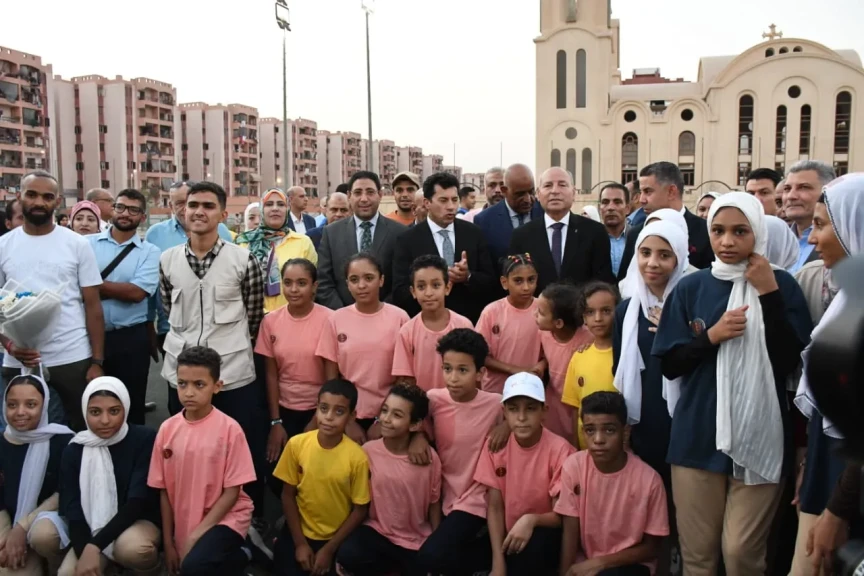 بحضور وزير الشباب والرياضة ومحافظ القاهرة.. 1000 لاعب ولاعبة يشاركون في احتفال اتحاد اللياقة ورياضة الشارع باليوم العالمي للشباب بالأسمرات
