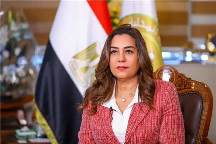 بالأسماء .. وزيرة التنمية المحلية تعتمد حركة محلية محدودة تتضمن 12 سكرتير عام وسكرتير مساعد فى 10 محافظات