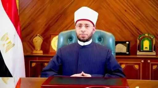 بعد تعرضه لحادث طعن.. وزير...