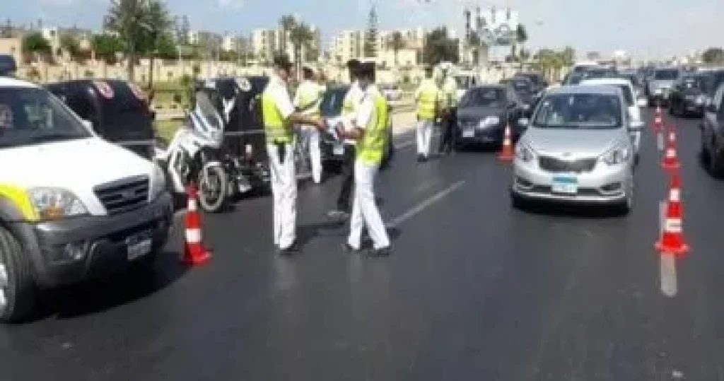 وزارة الداخلية تواصل حملاتها المرورية بكافة الطرق والمحـاور على مستوى الجمهورية