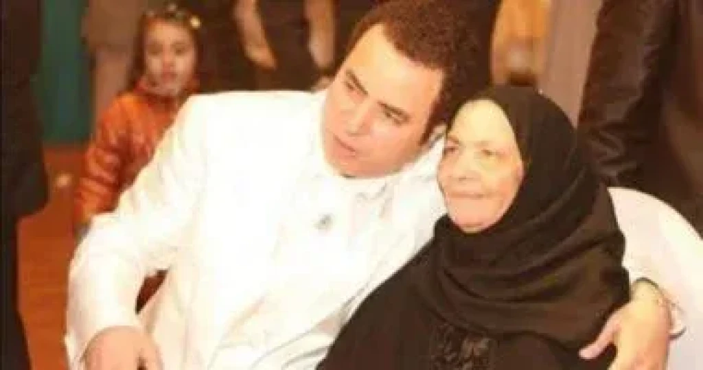 وفاة والدة الفنان صبحى خليل