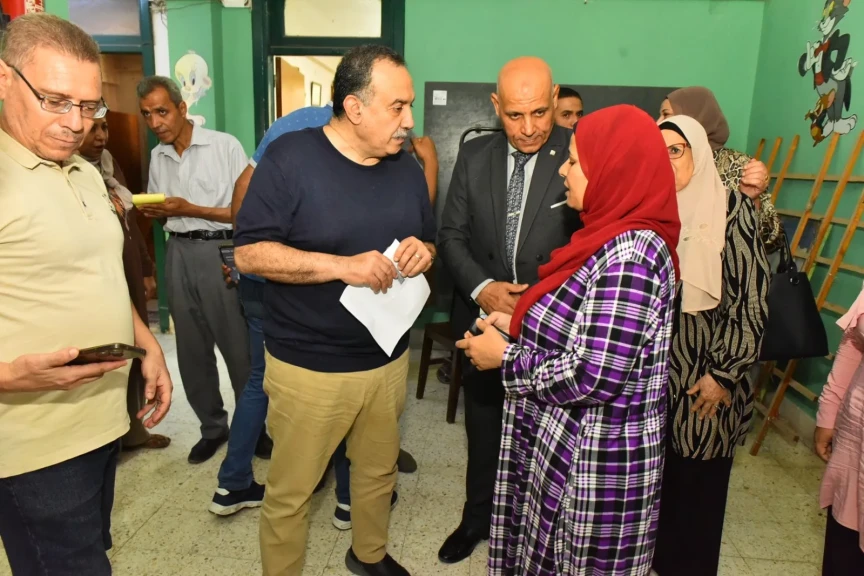 محافظ أسيوط يوجه بإعادة تأهيل سكن الطالبات بجمعية الشابات المسلمات وتوفير ثلاث وجبات يوميًا