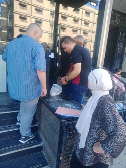 محافظ الدقهلية يقرر إغلاق مطعم عز المنوفي بالمنصورة لممارسة نشاط بدون ترخيص ومخالفة الاشتراطات الصحية