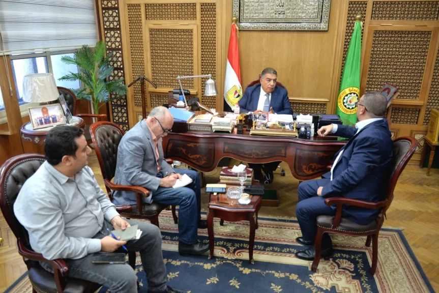 محافظ الدقهلية يستقبل رئيس شركة ايكارو لمعالجة وتدوير المخلفات الصلبة