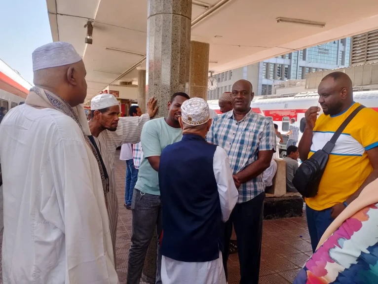 انطلاق القطار السادس لعودة السودانيين طواعية إلى وطنهم