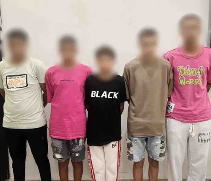 بالصور والفيديو.. الداخلية تكشف قيام 5 أشخاص بالتعدى على اخر بالضرب بالإسكندرية