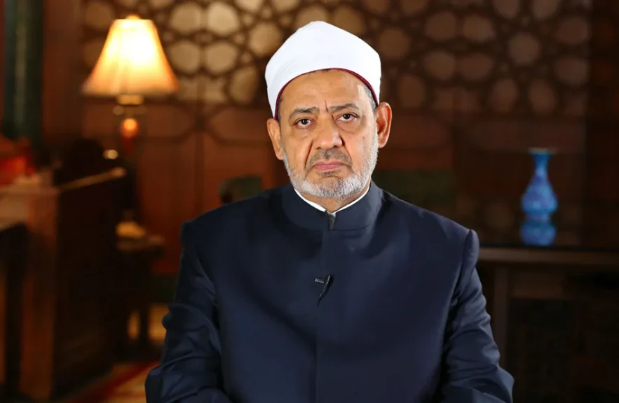 شيخ الأزهر يعزي أمير الكويت في وفاة الشيخة سعاد الأحمد الصباح
