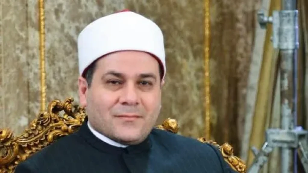 «ترك أثراً خالداً فى قلوب محبيه وزملائه»..مظهر شاهين ينعى الاعلامى عاطف كامل
