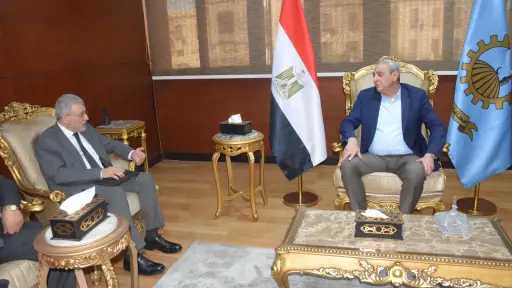 محافظ الغربية ورئيس هيئة الأوقاف...