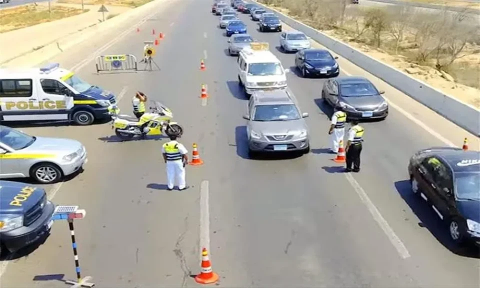 تعرف على جهود أجهزة مرور القاهرة خلال حملة مرورية مكبرة بشوراع العاصمة