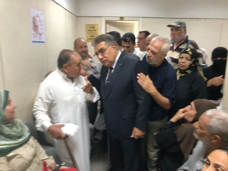 محافظ الدقهلية في جولة مفاجئة بعيادات التأمين الصحي بالعباسي: توجيهات عاجلة لتحسين الخدمات الطبية