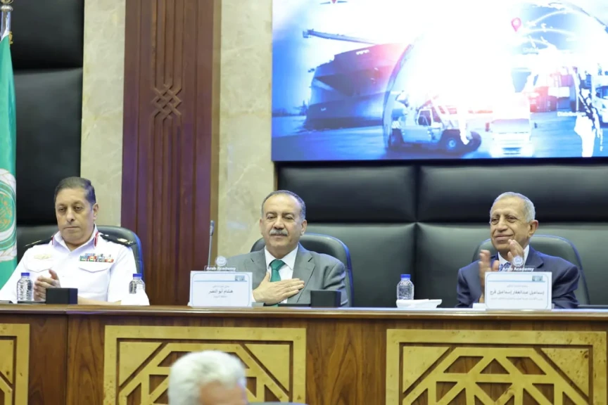 محافظ أسيوط يشارك في افتتاح مبنى كلية النقل الدولي واللوجستيات الجديد بالأكاديمية العربية ويشهد انعقاد المجلس الاستشاري للكلية
