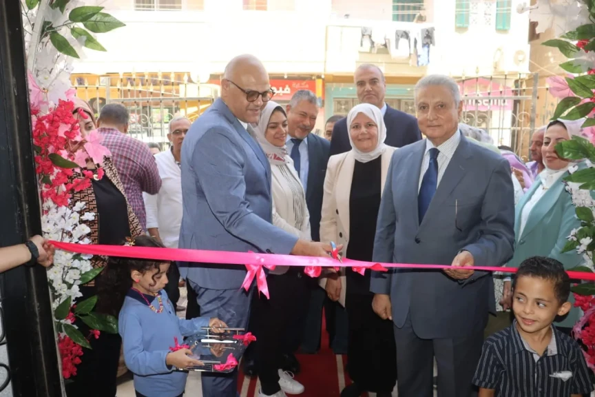 محافظ القليوبية والسفير رضا الطايفي يفتتحان مكتبة مصر العامة بشبين القناطر أحتفالا بالعيد القومي الـ157 للمحافظة