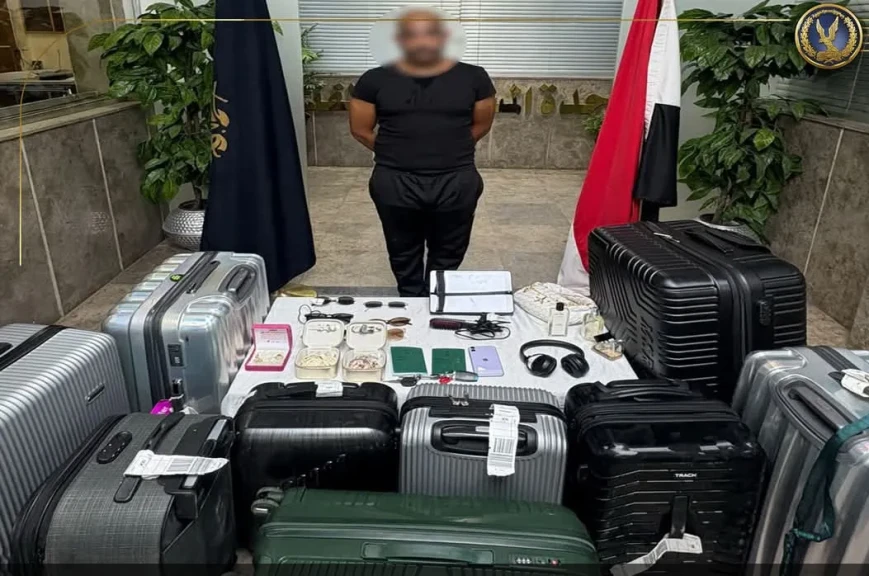 ضبط سائق لقيامه بسرقة سيدتان تحملان الجنسية اجنبية بالقاهرة