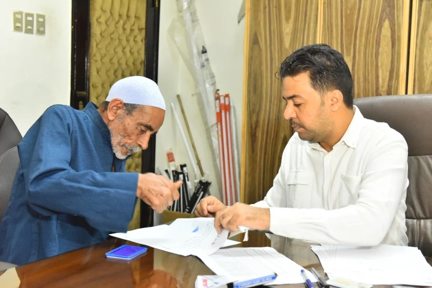 محافظ أسيوط: تسليم الدفعة الرابعة من تعويضات أهالي مساكن الإيواء بعرب المدابغ لـ 42 أسرة ضمن خطة تطوير المناطق غير الآمنة