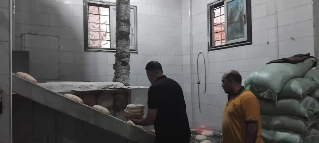 محافظ الدقهلية: تحرير 176 مخالفة بالمخابز خلال يوم واحد.، وضبط 2.5 طن سكر ودواجن ومصنعات لحوم