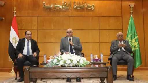 محافظ القليوبية يشارك بالندوة التثقيفية...