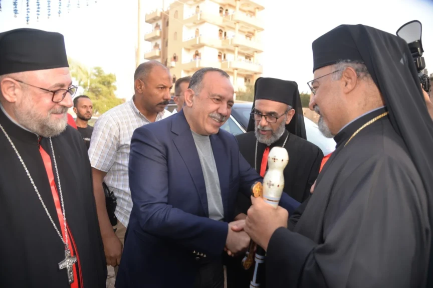 بحضور بطريرك الإسكندرية للأقباط الكاثوليك محافظ أسيوط يفتتح مدرسة ”سان بيتر” بأمشول ديروط تزامنا مع قرب انطلاق العام الدراسي الجديد