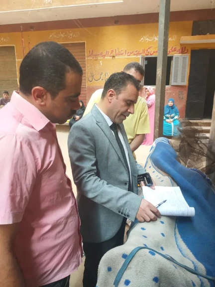 ”استجابة لشكاوى المواطنين على الصفحة الرسمية للمحافظة وصفحات التواصل الاجتماعي والتي تم رصدها من قبل فريق الرصد والمتابعة بالمركز الإعلامي بالإدارة العامة للإعلام والعلاقات