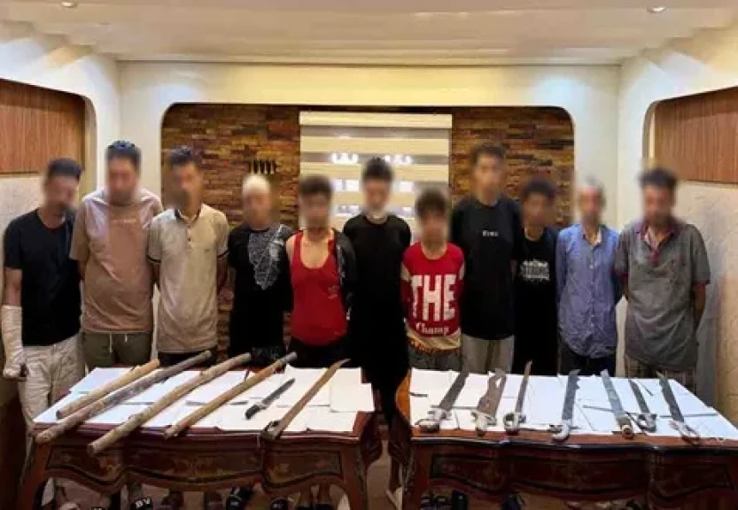 بالصور والفيديو.. كشف قيام بعض الأشخاص بالتشاجر بأسلحة البيضاء وترويع المواطنين بالغربية