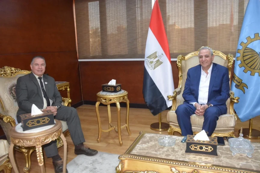 محافظ الغربية يستقبل رئيس الجامعة التكنولوجية بسمنود لمناقشة سبل التعاون المشترك ويؤكد التعليم الفني والتكنولوجي قاطرة التنمية الصناعية