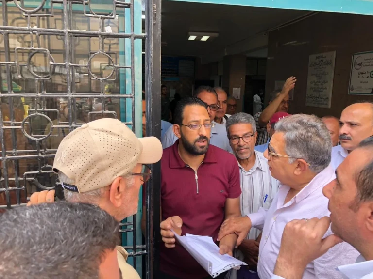محافظ الدقهلية: التأكيد على حسن استقبال المرضى وسرعة الاستجابة لمطالبهم بعيادة الفردوس للتأمين الصحي