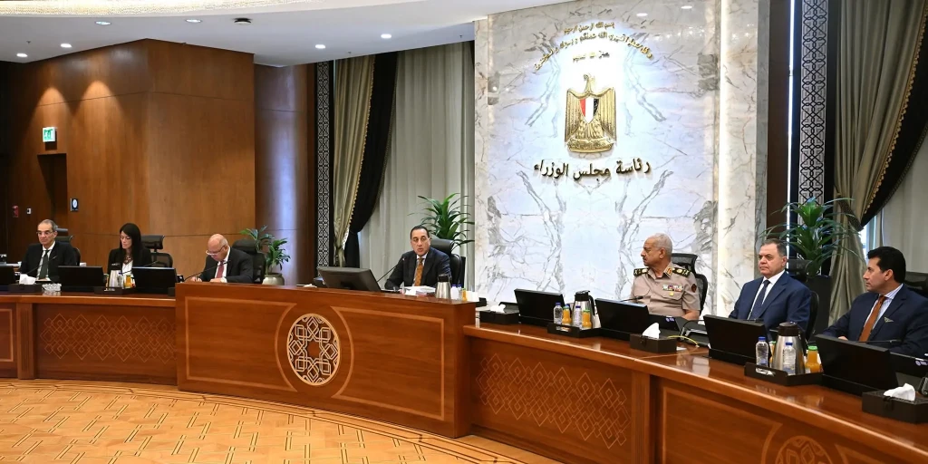مدبولي: موقف الدولة المصرية الثابت حيال الأوضاع السياسية في المنطقة عبرت عنه الرسائل القوية التي تضمنتها كلمة فخامة الرئيس في القمة العربية الإسلامية
