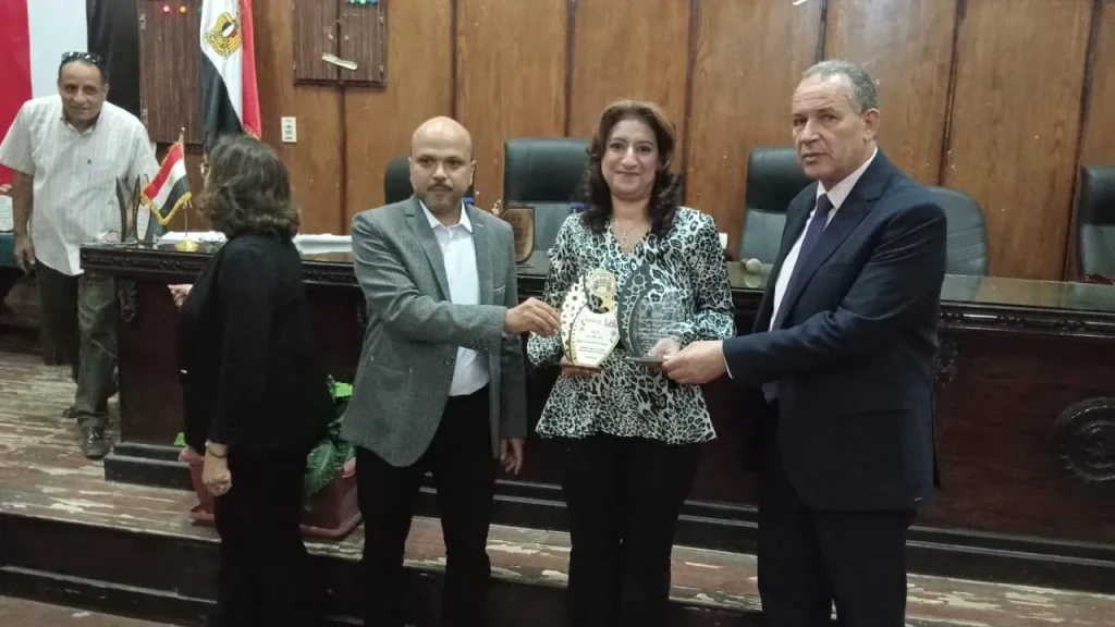 وكيل وزارة التعليم بأسيوط يشهد حفل تكريم الفائزين على مستوى الجمهورية فى مسابقات التربية الموسيقية