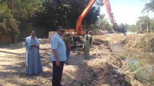 محافظ أسيوط: تكثيف أعمال تطهير...