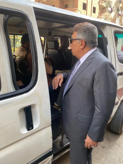 بالصور .. محافظ الدقهلية في جولة مفاجئة بشوارع المنصورة ومحطات الركاب للتأكد من توافر وسائل النقل خلال الفترة المسائية للطلاب والمواطنين