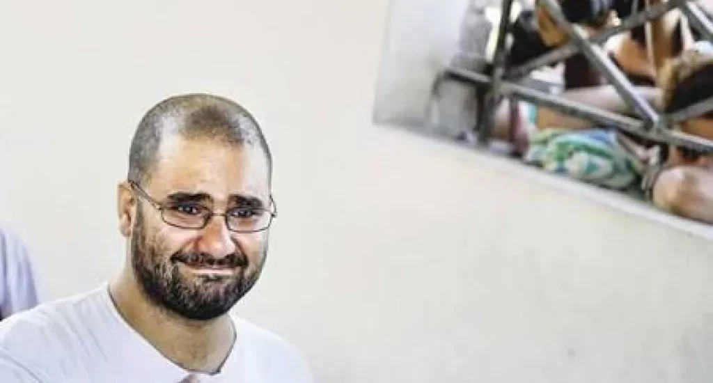 قرار جمهوري بالعفو عن علاء عبد الفتاح