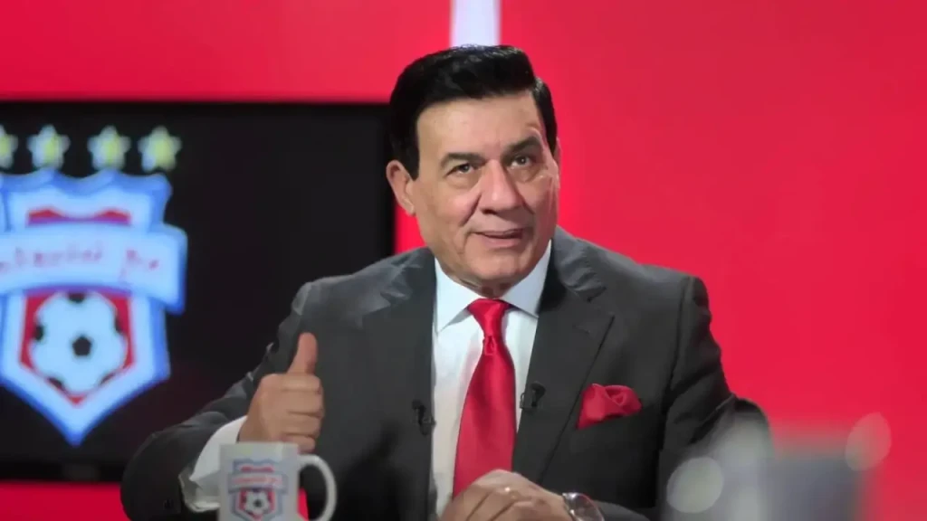 الأهلي يتقدم ببلاغ للنائب العام والمجلس الأعلى للإعلام ضد مدحت شلبي