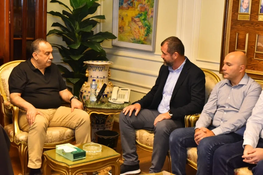 محافظ أسيوط يبحث مع ”تكنيب الإيطالية” مشروعات كبرى للتنمية والمشاركة المجتمعية