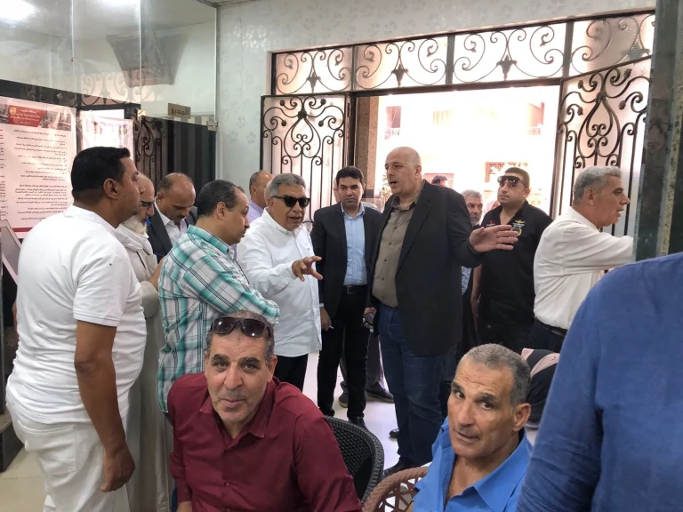 بالصور .. محافظ الدقهلية في جولة مفاجئة بالمركز التكنولوجي بمدينة ميت غمر