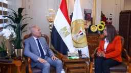 وزيرة التنمية المحلية تتابع مع...