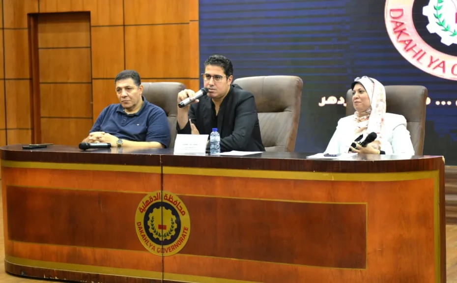 تنفيذا لتكليفات محافظ الدقهلية بتوزيع المكلفات بالخدمة العامة على أماكن أداء الخدمة وتعظيم الاستفادة منهن واكسابهن مهارات جديدة