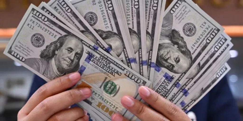 سعر الدولار اليوم مقابل الجنيه المصري الأربعاء 1-10-2025