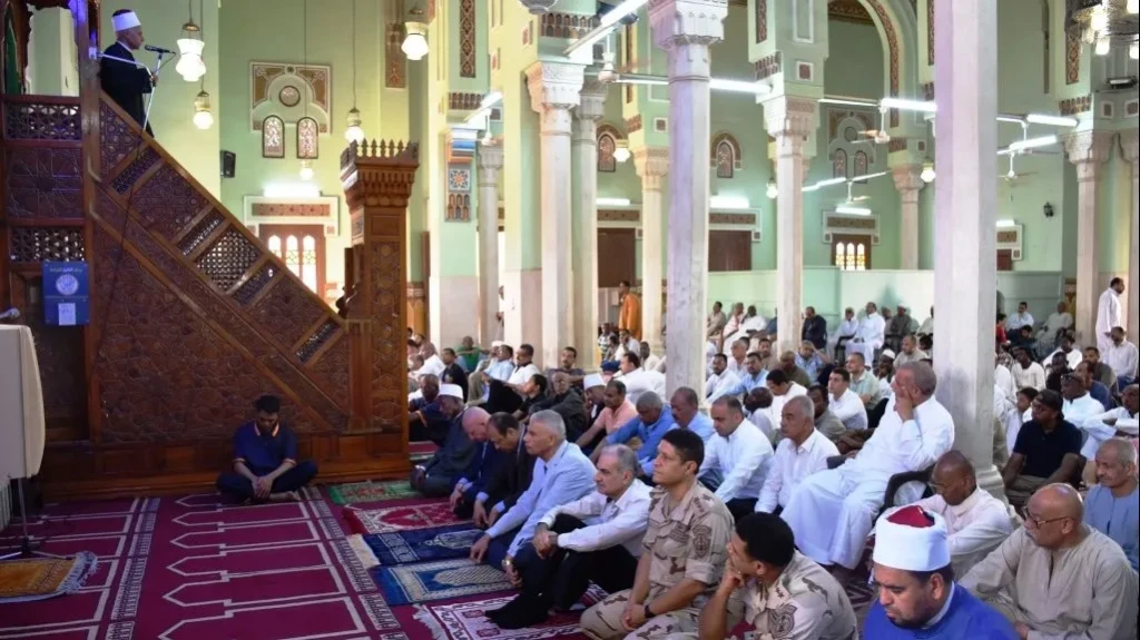 موضوع خطبة الجمعة اليوم تتحدث عن ”شرف الدفاع عن الأوطان”