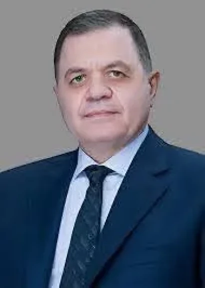 وزير الداخلية يهنئ الرئيس السيسى بذكرى أنتصارات أكتوبر المجيدة